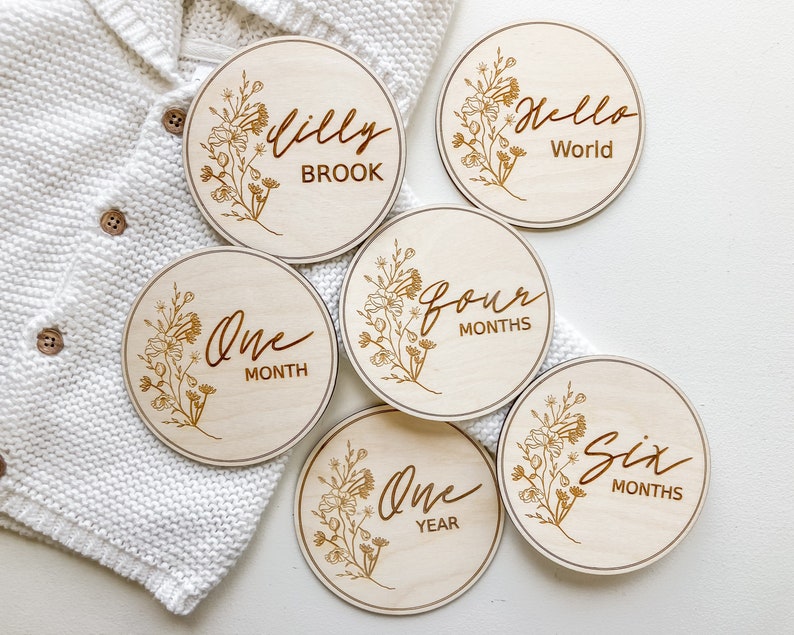 Disques bébé en bois personnalisés
