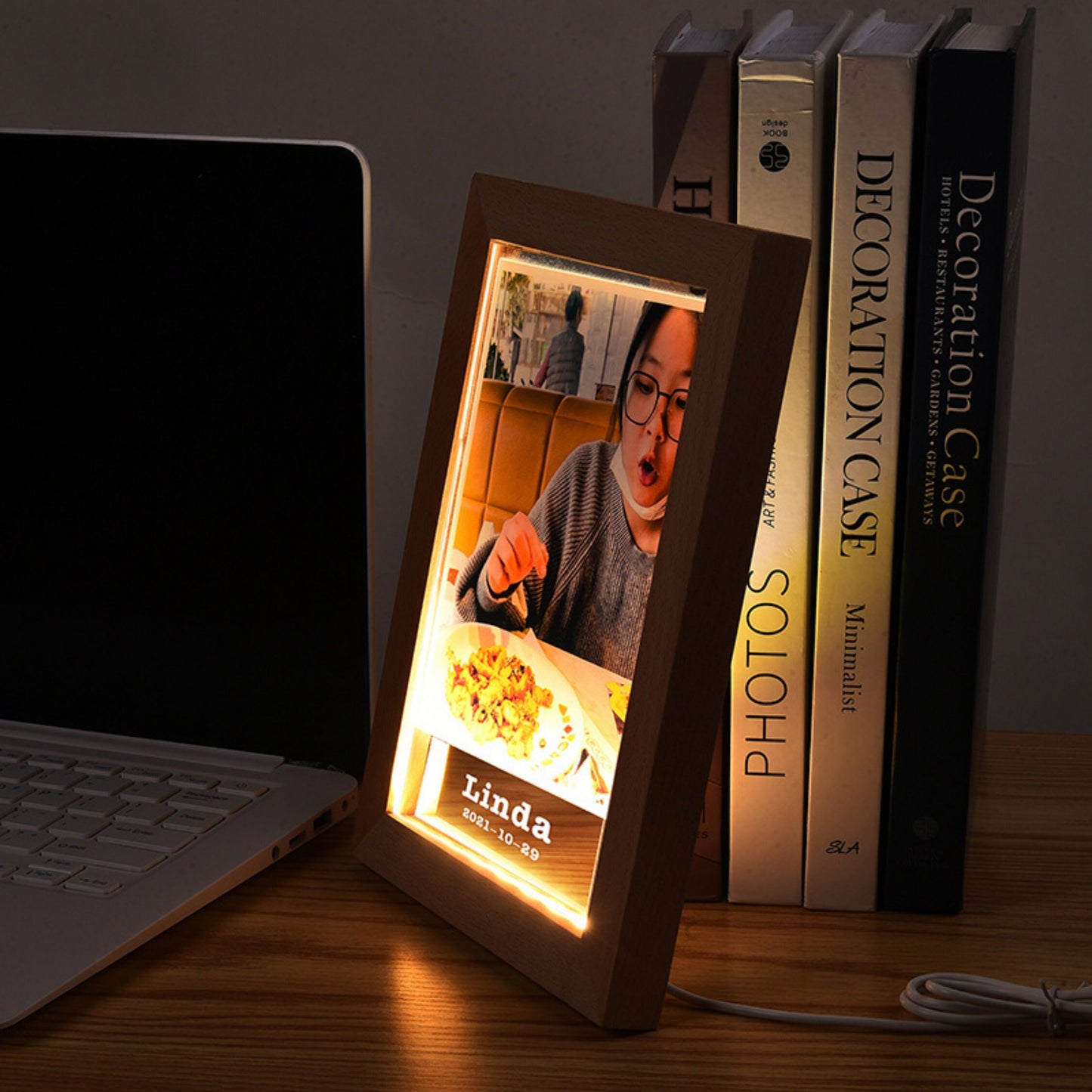 Cadre en Bois avec Lampe LED Personnalisée