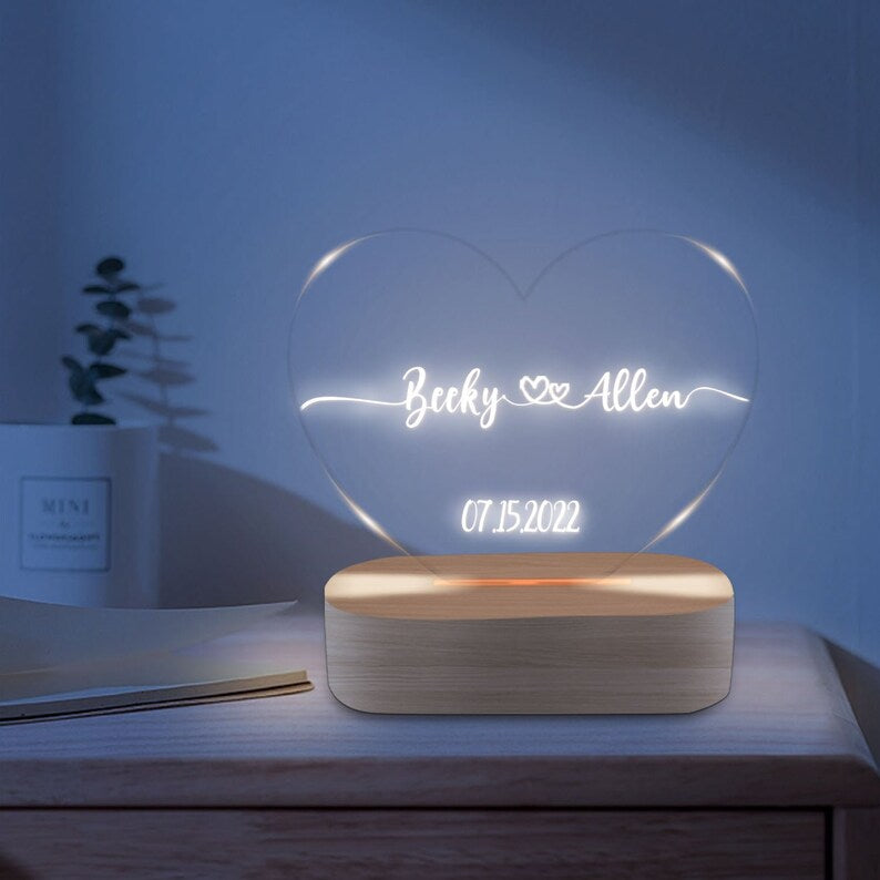 Maison Des Cadeaux - Veilleuse personnalisée avec vos nom, lampe 3D LED  avec support en bois personnalisé 🛵 Livraison partout au Maroc 🇲🇦 💰  Paiement à la livraison Passez votre commande 